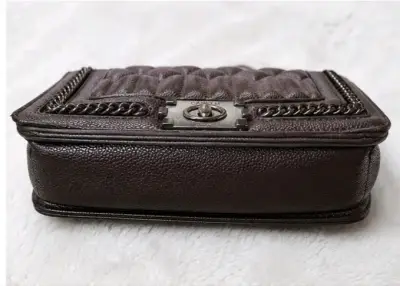 Cartera de cuero marrón con cadena Carven - miniatura 3