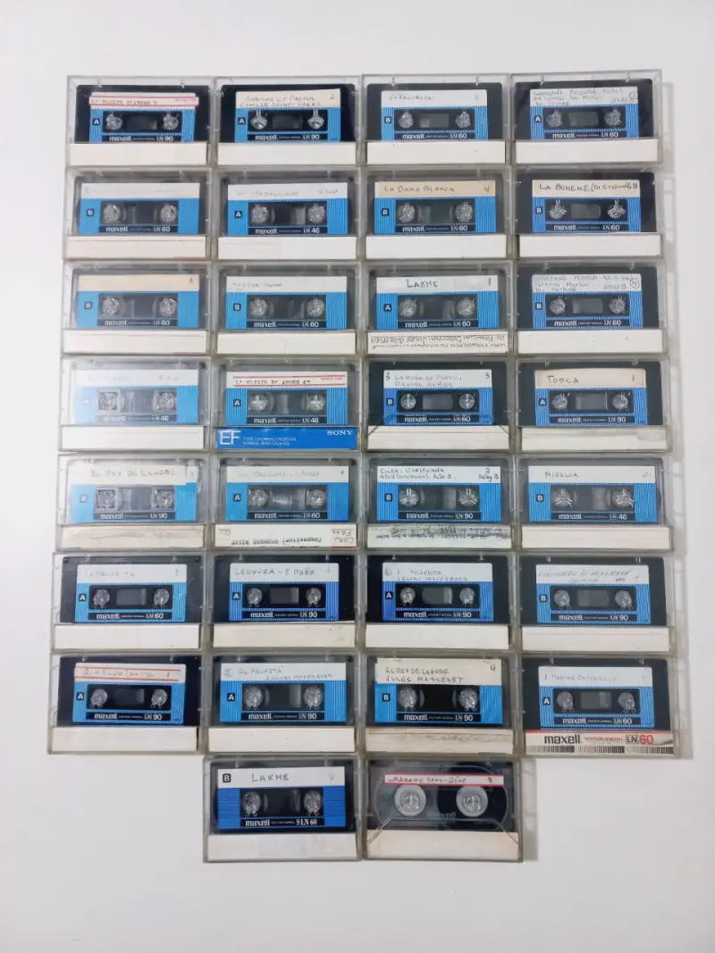 Lote de 64 Cassettes Maxell Usados - 1