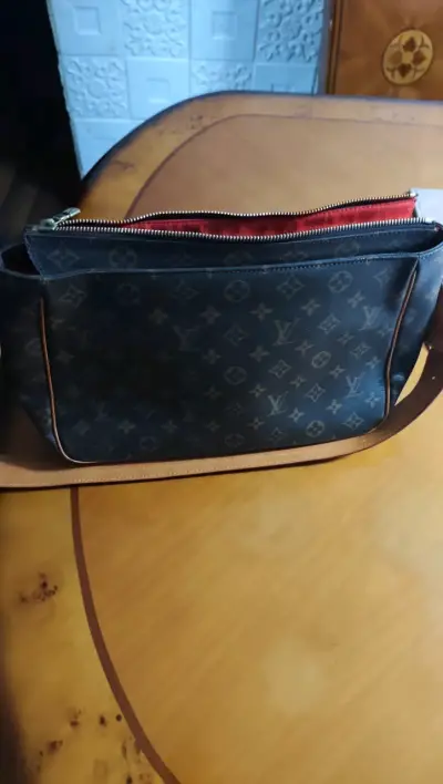 Bolso bandolera Louis Vuitton - miniatura 2