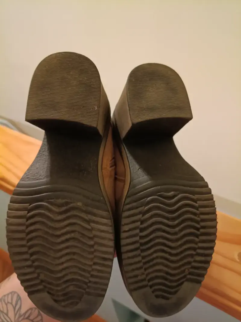 Botines de gamuza beige con plataforma - 4