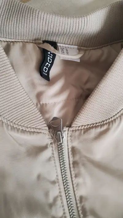 Chaqueta Bomber Beige H&M Talla M - miniatura 1