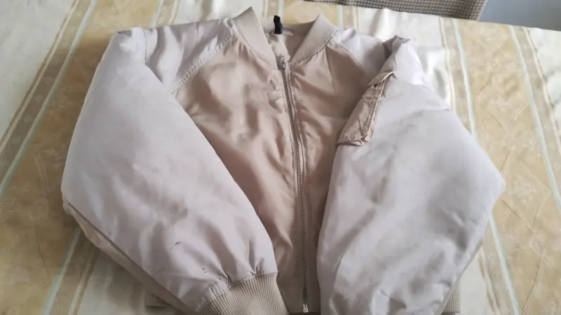 Chaqueta Bomber Beige H&M Talla M - 2