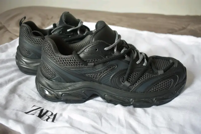 Zapatillas deportivas negras Zara para hombre - 2