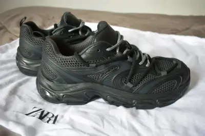Zapatillas deportivas negras Zara para hombre - miniatura 2