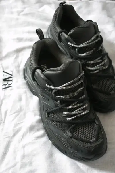 Zapatillas deportivas negras Zara para hombre - miniatura 4