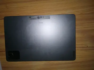 Tablet Lenovo Tab con teclado y funda - miniatura 2