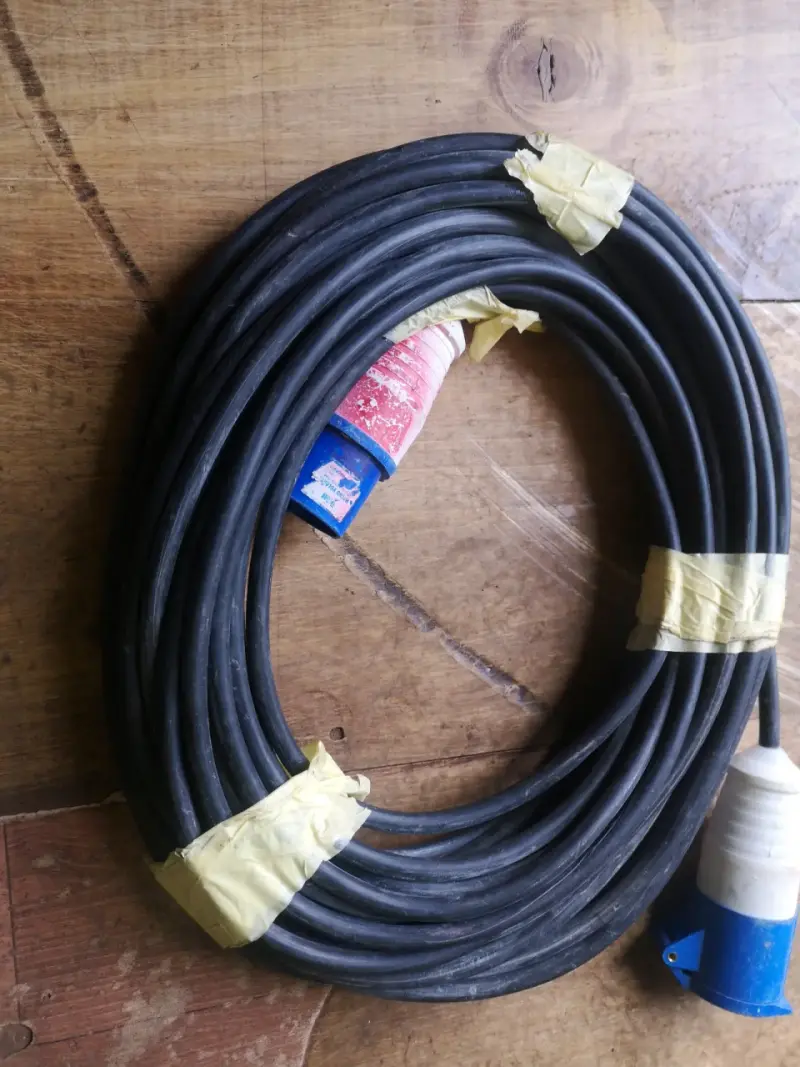 Cable de extensión eléctrica industrial 25m - 2