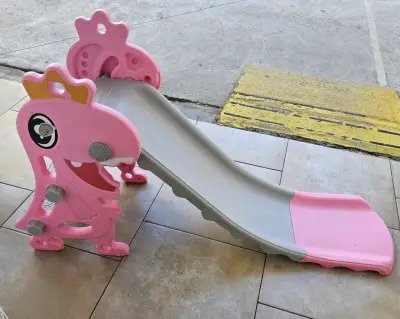 Tobogán infantil rosa en forma de dinosaurio - miniatura 1