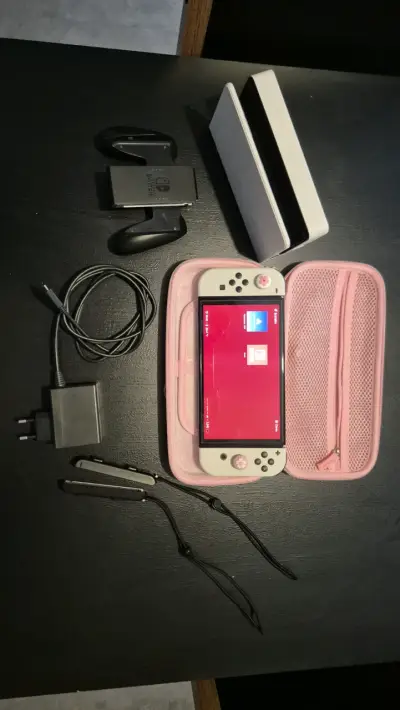 Nintendo Switch Oled con magia - miniatura 1
