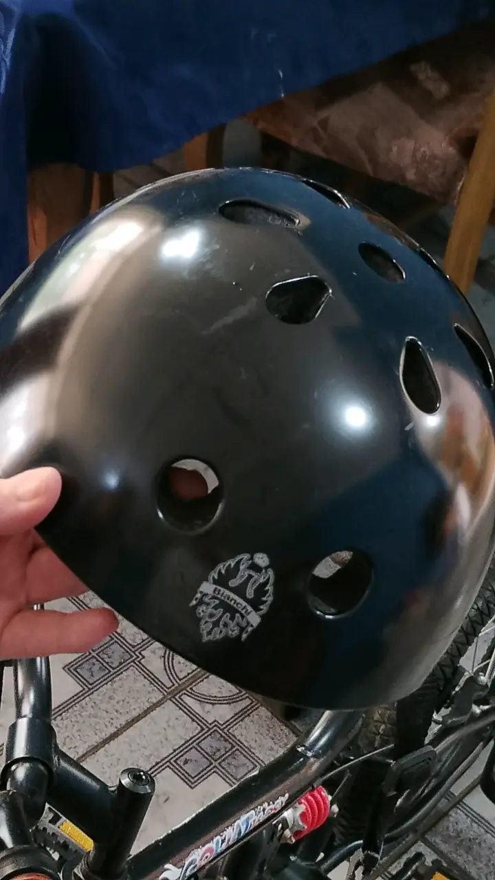 Bicicleta infantil Bianchi con casco incluido - 4
