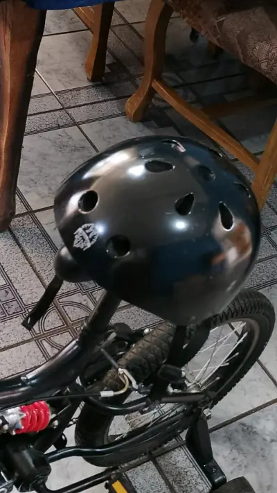 Bicicleta infantil Bianchi con casco incluido - miniatura 5