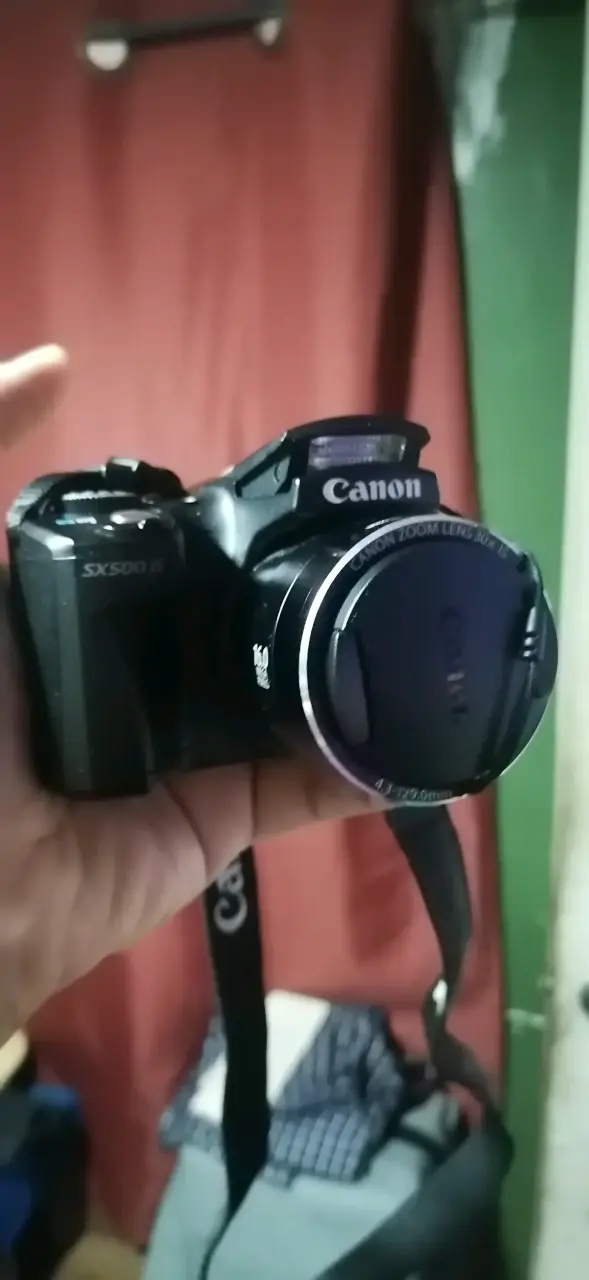 Cámara Canon SX500 IS con funda y zoom 30x - 5