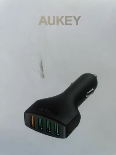Cargador de Auto Aukey 4 Puertos USB Quick Charge - miniatura 4