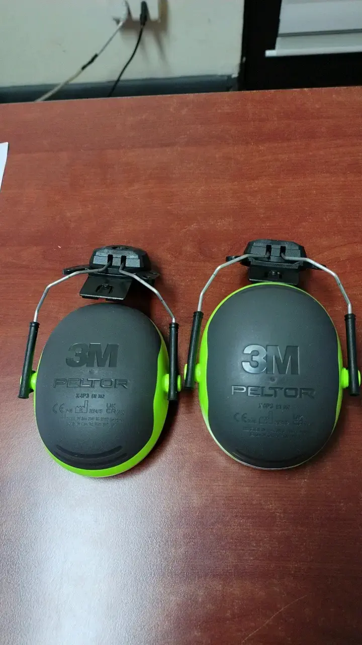 Protectores auditivos 3M Peltor X4P3 - 2