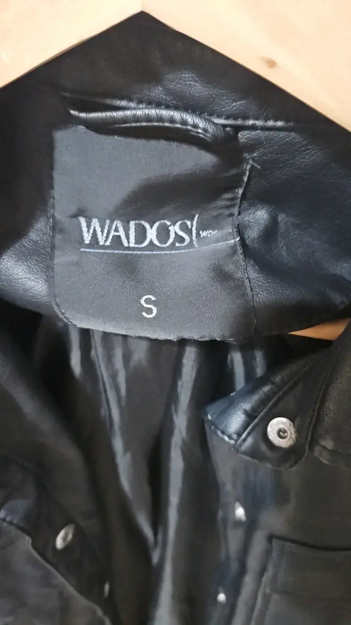 Chaqueta de cuero negra Wados para mujer - 2