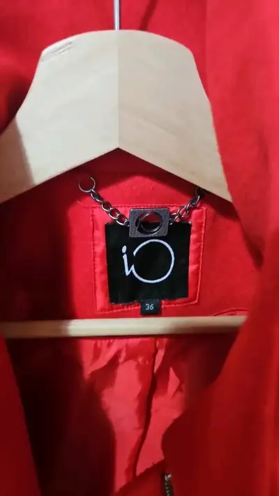 Abrigo rojo para mujer talla 36 - miniatura 2