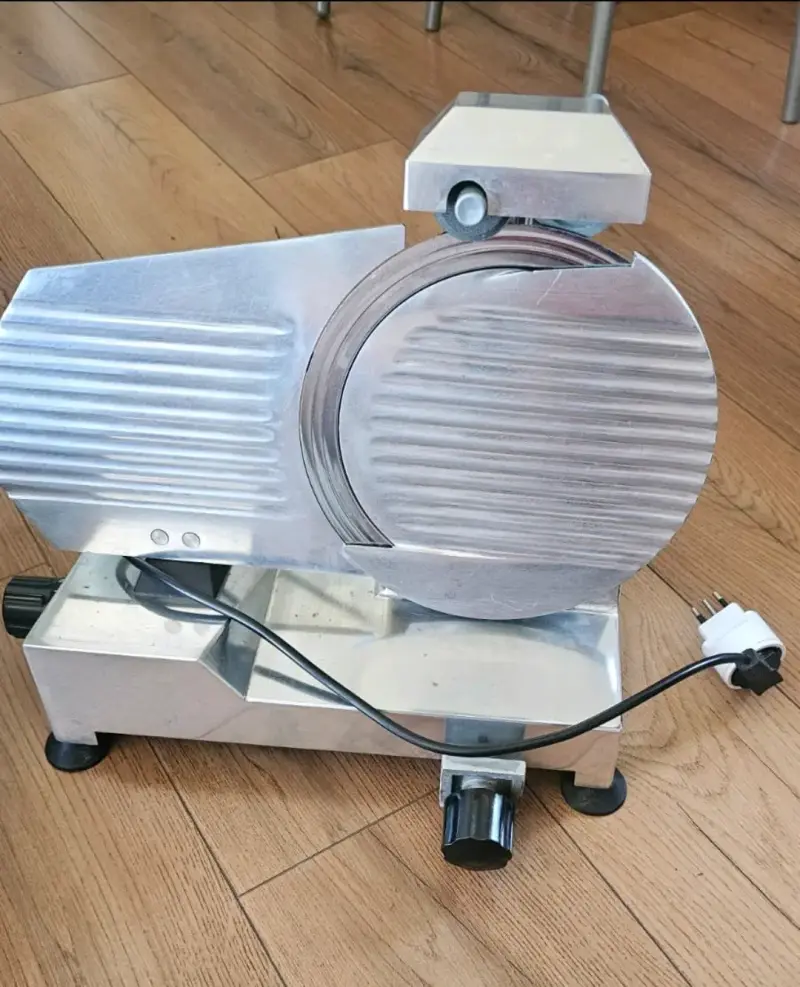 Cortadora de fiambres eléctrica Celme GE 220 - 2