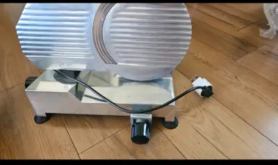 Cortadora de fiambres eléctrica Celme GE 220 - miniatura 3