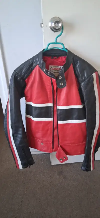 Chaqueta cuero para mujer - miniatura 1