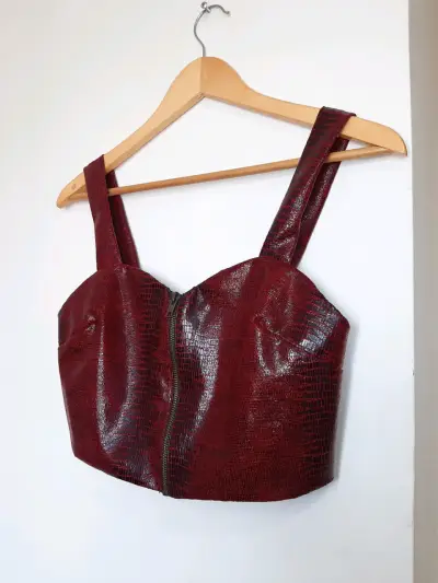 Crop top exclusivo - miniatura 3
