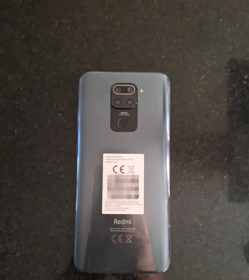 Smartphone Xiaomi Redmi Note 9 en buen estado - 2