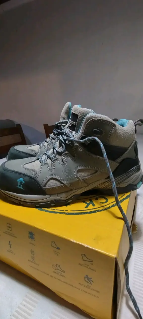 Zapato de Seguridad Panama Jack gris talla 38 - 2