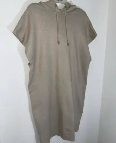 Vestido casual con capucha color beige - miniatura 3