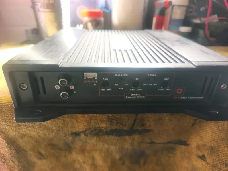 Amplificador de Audio Quantum 1800W 2 Canales - 2