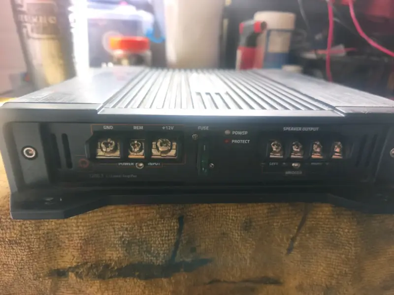 Amplificador de Audio Quantum 1800W 2 Canales - 3