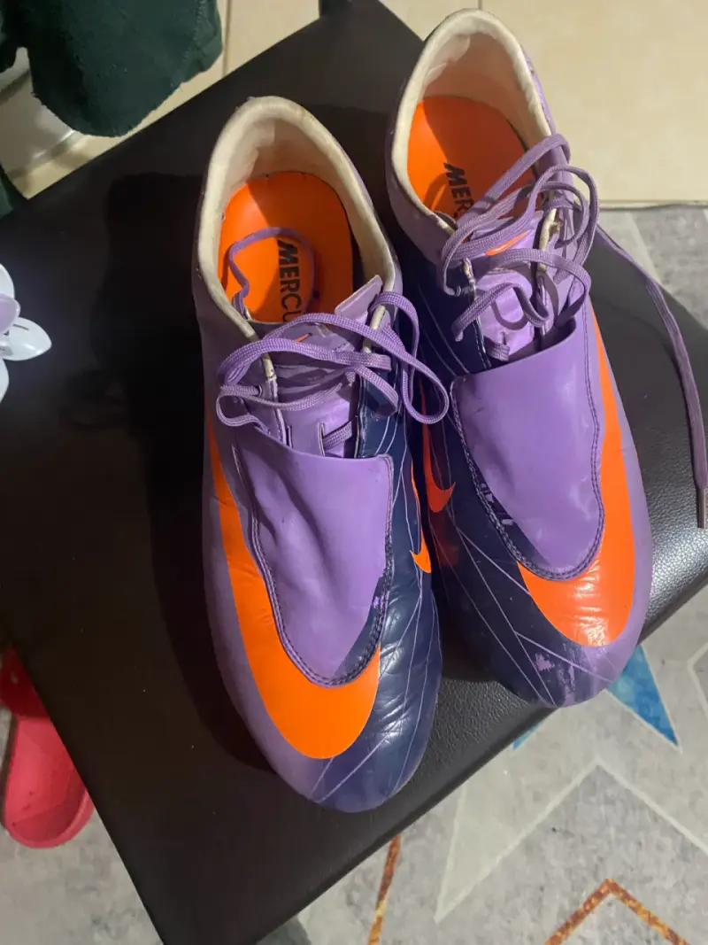 Botines de fútbol Nike Mercurial morados y naranjas - 3