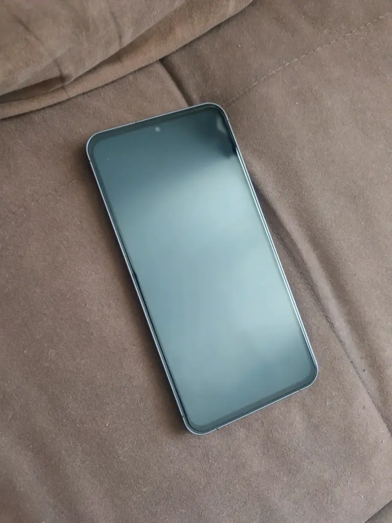Samsung Galaxy S24 para desbloqueo o repuesto - 3