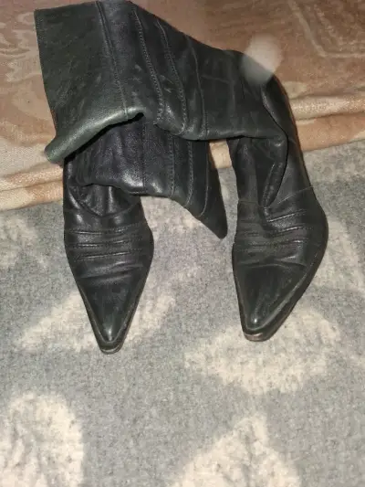 Botas de cuero negras para mujer - miniatura 1
