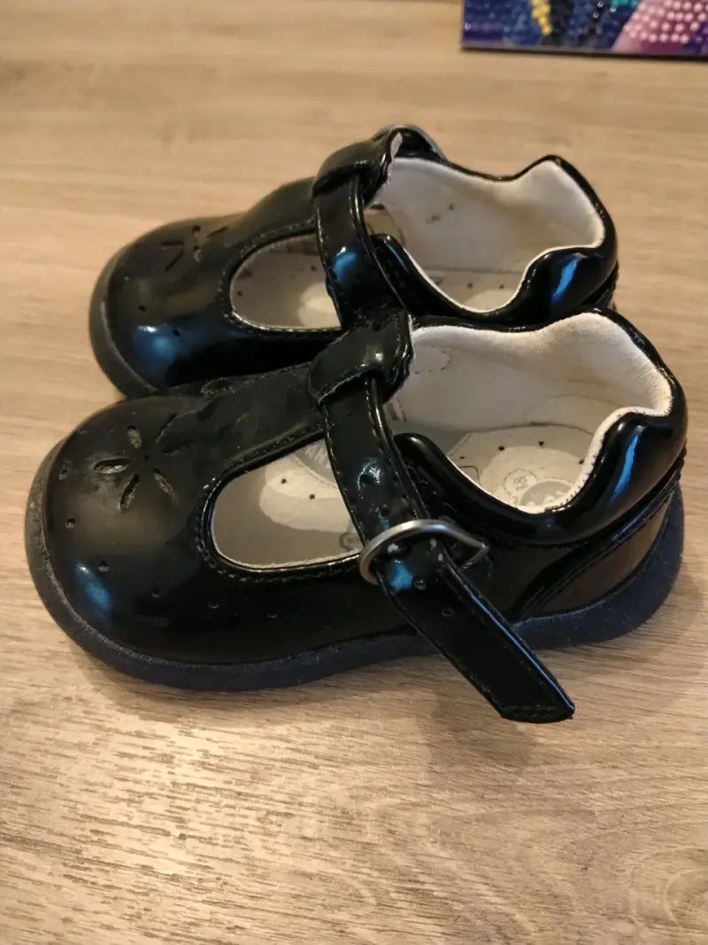 Zapatos de charol negro para niña con hebilla, #18 - 2