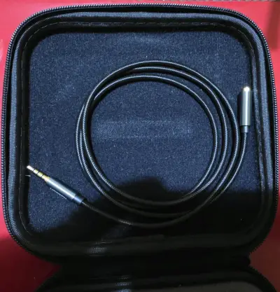 Auriculares Bose con cable y estuche - miniatura 2