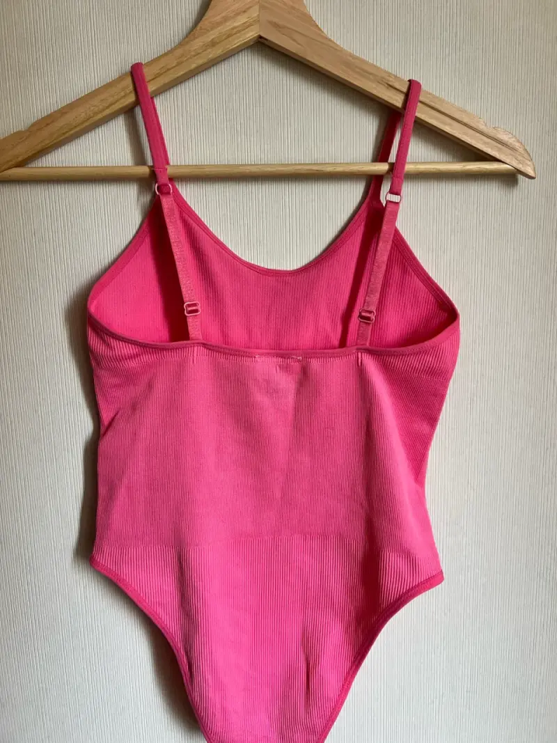 Body rosa ajustado Shein talla S - 4