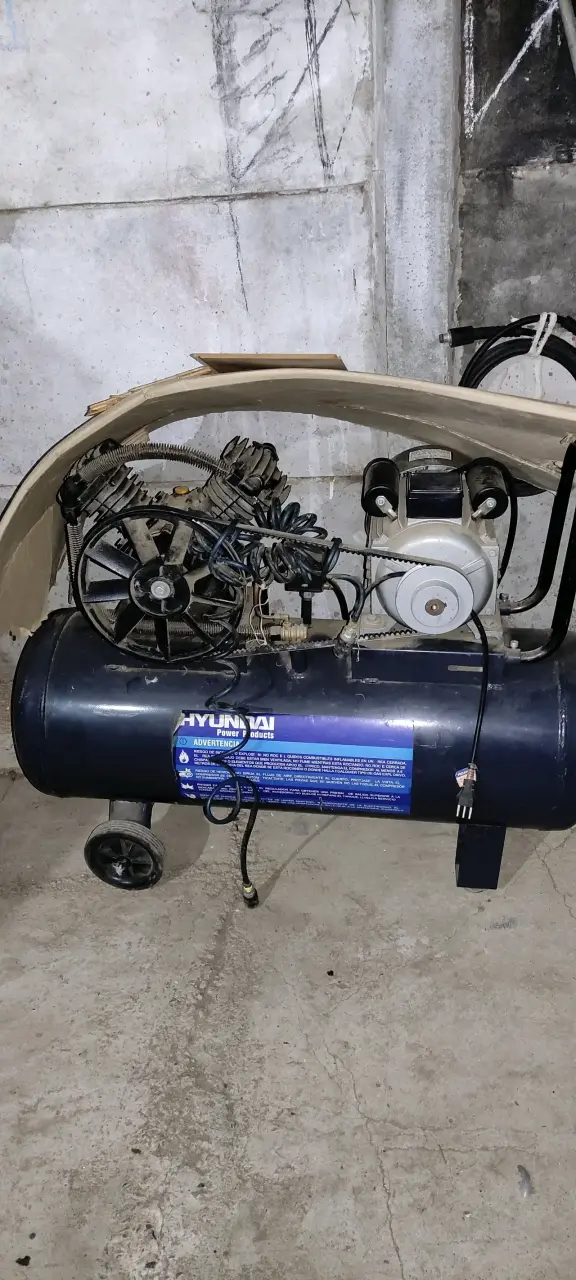 Compresor de Aire Hyundai 100 Litros - 3