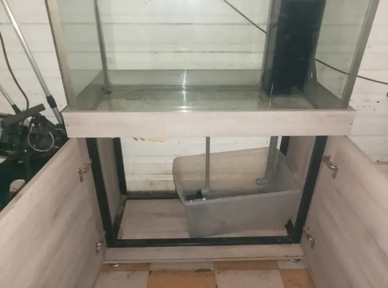 Acuario grande 300 litros con mueble de madera - 2