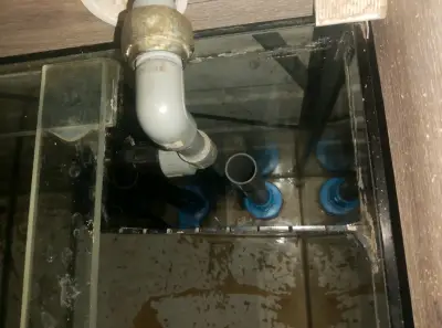 Acuario grande 300 litros con mueble de madera - miniatura 3