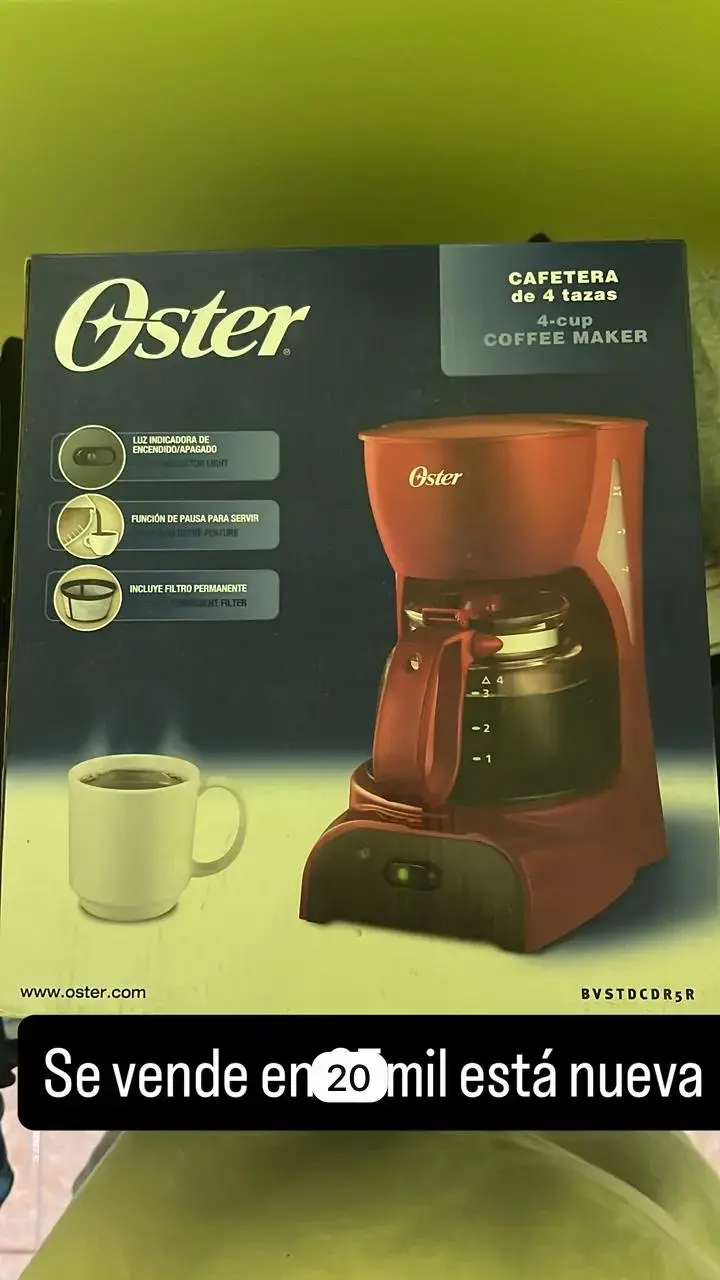 Cafetera Oster de 4 tazas nueva