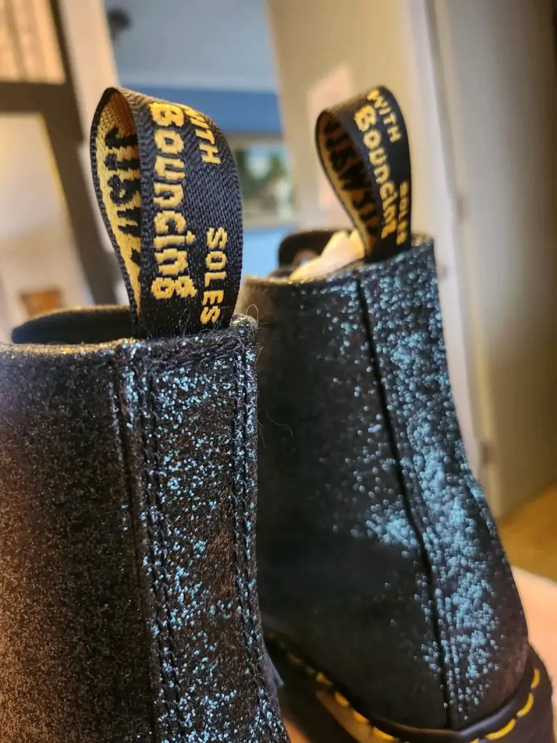 Botas negras brillantes con plataforma - 2