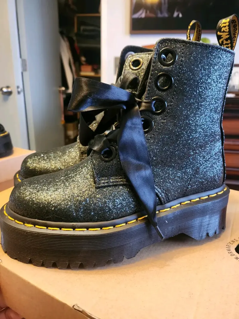 Botas negras brillantes con plataforma - 3