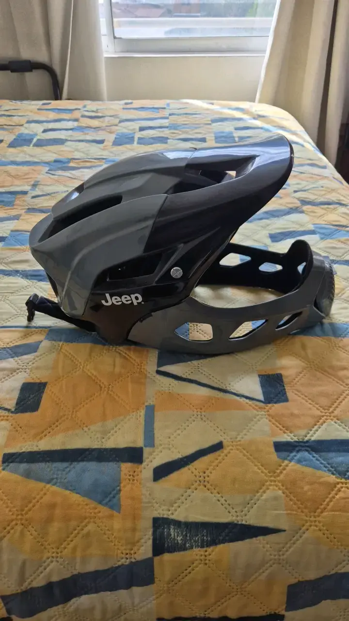 Casco de ciclismo Jeep con protección facial - 3