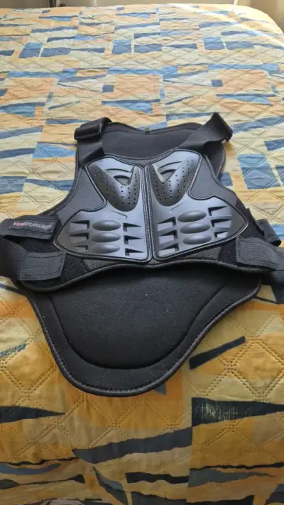 Chaleco protector de motocross negro - miniatura 1