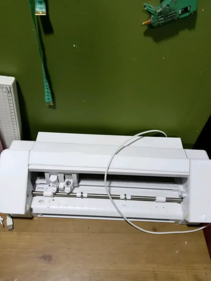 Plotter cameo 4 de corte blanco para manualidades - 4