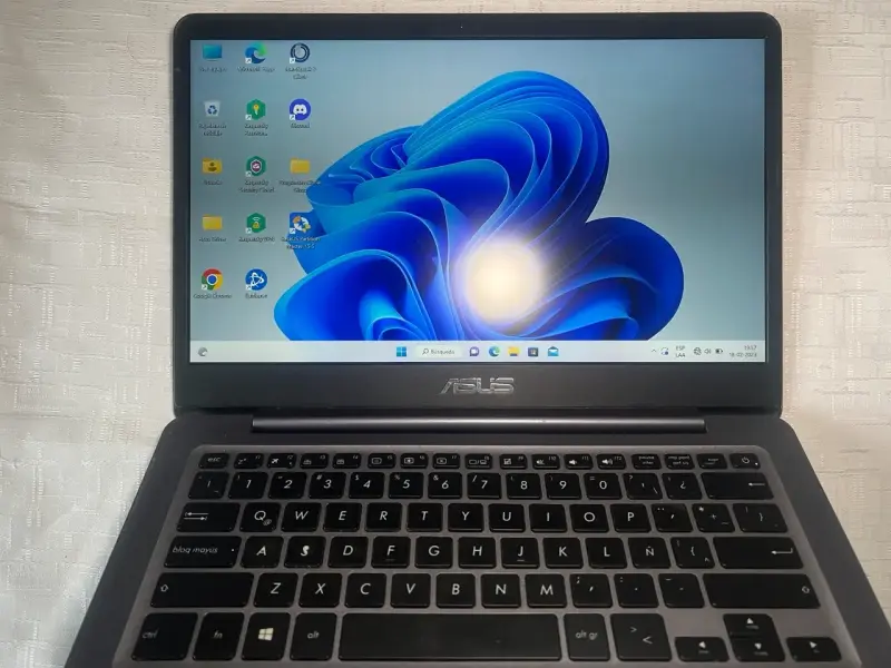 Laptop Asus Vivobook S14 - 3