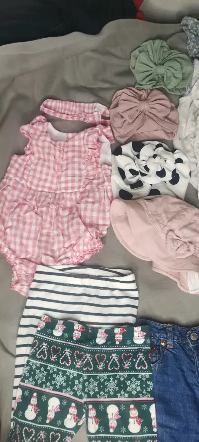Lote de ropa para bebé niña variada y colorida - miniatura 3