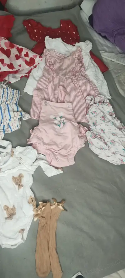 Lote de ropa para bebé niña variada y colorida - miniatura 6