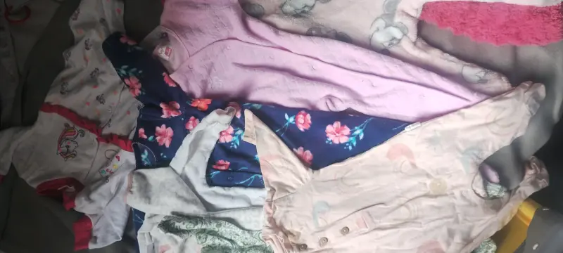 Lote de ropa para bebé niña variada y colorida - 12