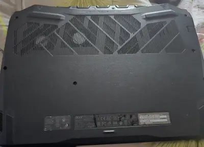Laptop Acer Nitro 5 con Intel Core i5 y 16GB RAM - miniatura 3