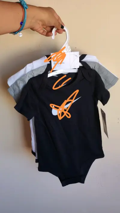 Set de bodys para bebé Nike Just Do It - miniatura 1